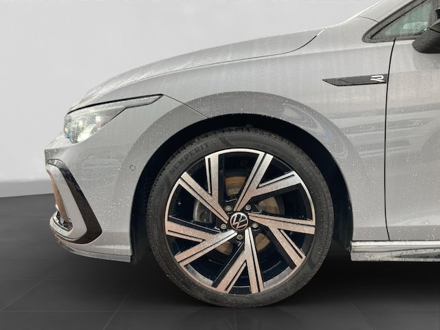 Volkswagen Golf 1.5 eTSI DSG R-Line Variant
