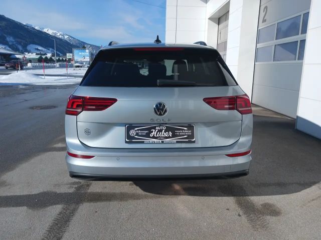 Volkswagen Golf 1.5 TSI Business Life Variant