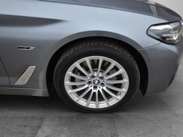 BMW 530 530e Touring