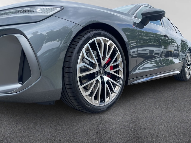 Audi A6 e-tron Avant Quattro