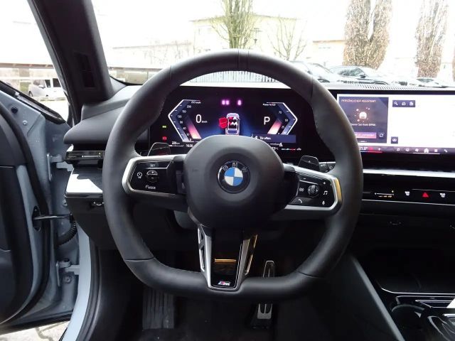 BMW 520 520d M-Sport Touring