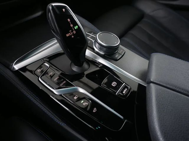 BMW 530 530e M-Sport xDrive