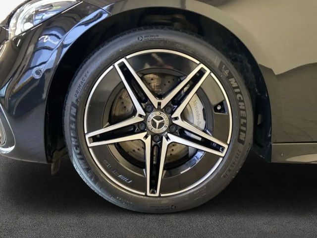 Mercedes-Benz C 300 Sedan