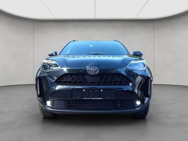 Toyota Yaris Cross Teamplayer,Safety-Paket,Winter-Paket