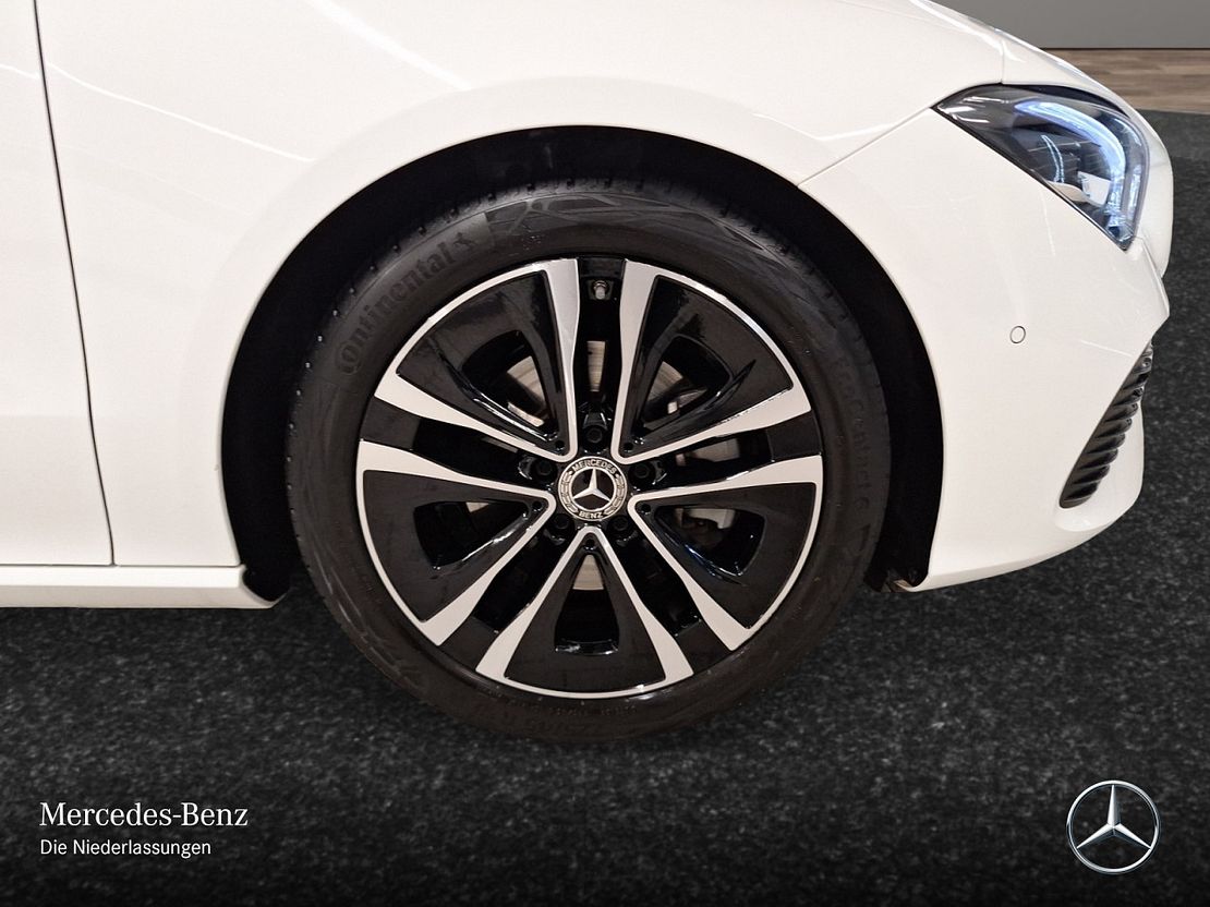 Mercedes-Benz CLA 180 Shooting Brake