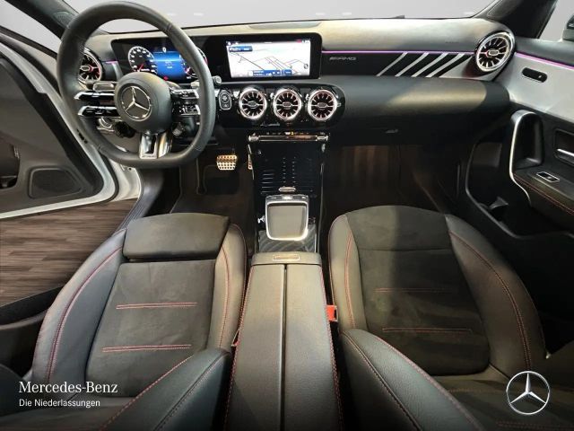 Mercedes-Benz A 35 AMG 4MATIC AMG Line