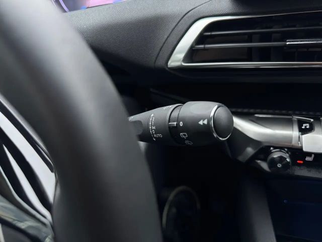 Peugeot 3008 Allure Pack EAT8 PureTech