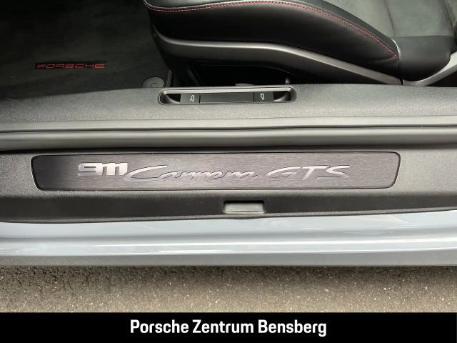 Porsche 992 Carrera Coupé GTS