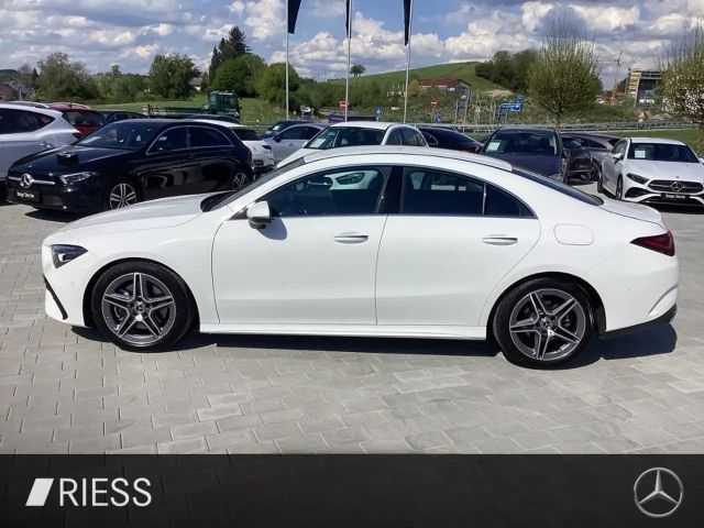 Mercedes-Benz CLA 200 AMG Line Coupé