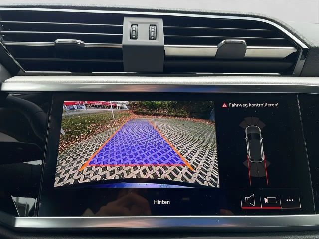 Audi Q3 35 TFSI S-Line