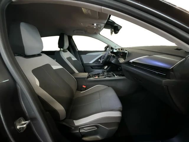 Opel Astra 1.2 Turbo Edition Turbo