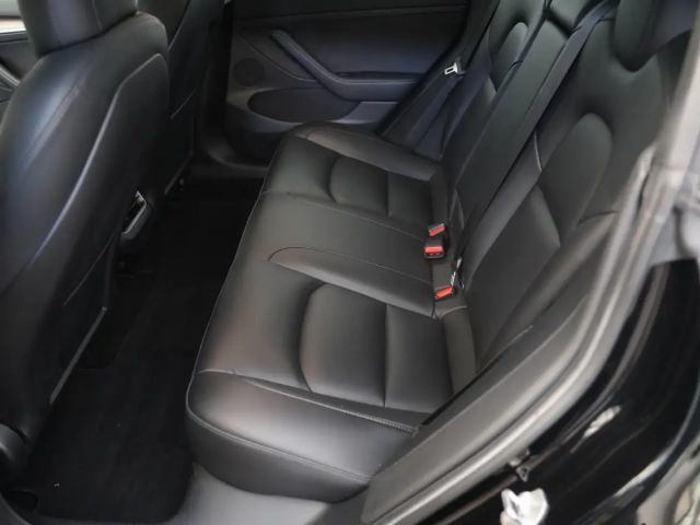 Tesla Model 3 AWD Long Range