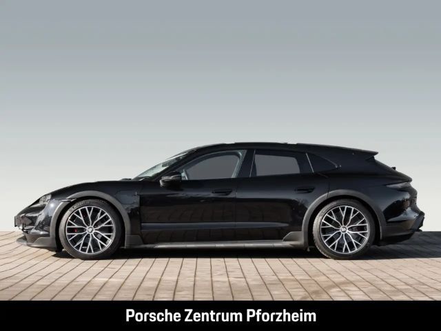 Porsche Taycan 4S Cross Turismo