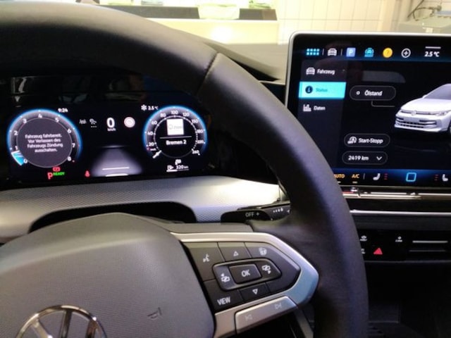 Volkswagen Golf 1.5 eTSI DSG