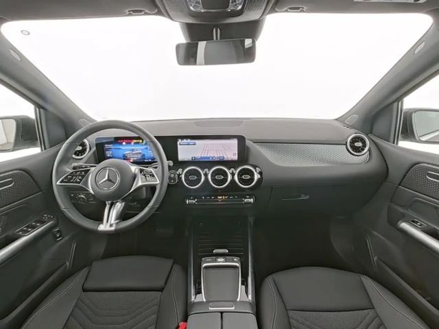 Mercedes-Benz B 180 AHK+Kamera+Lenkradhzg+Elektr.Heckklappe