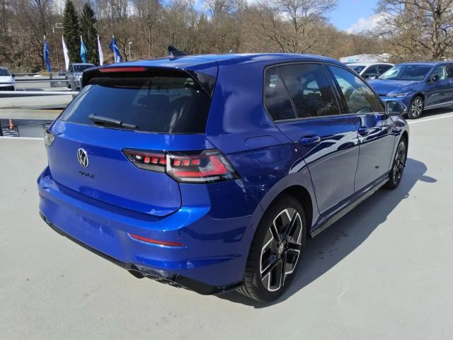Volkswagen Golf 1.5 TSI Golf VIII R-Line