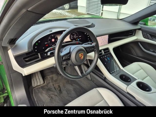 Porsche Taycan 4S Cross Turismo