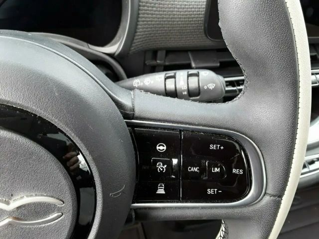 Fiat 500e "La Prima" Panoramadach