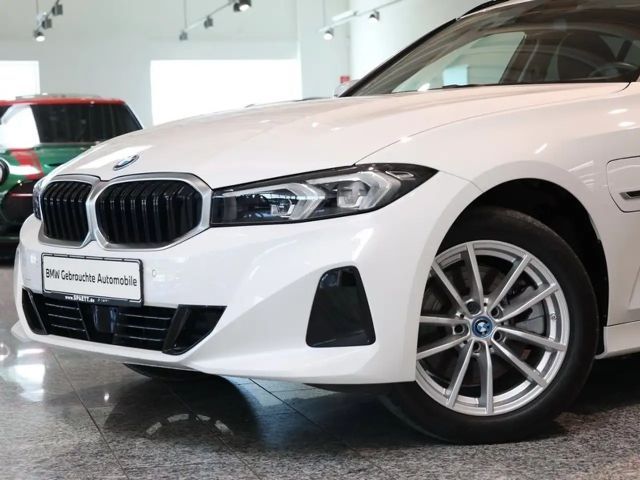 BMW 320 320e Touring xDrive