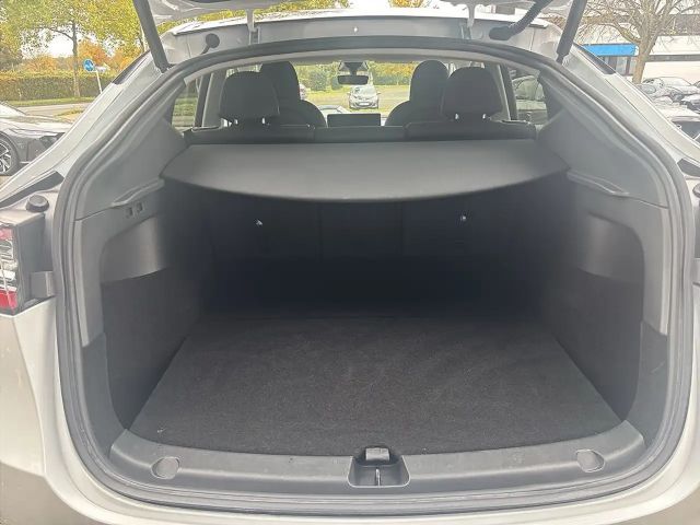 Tesla Model Y AWD Long Range