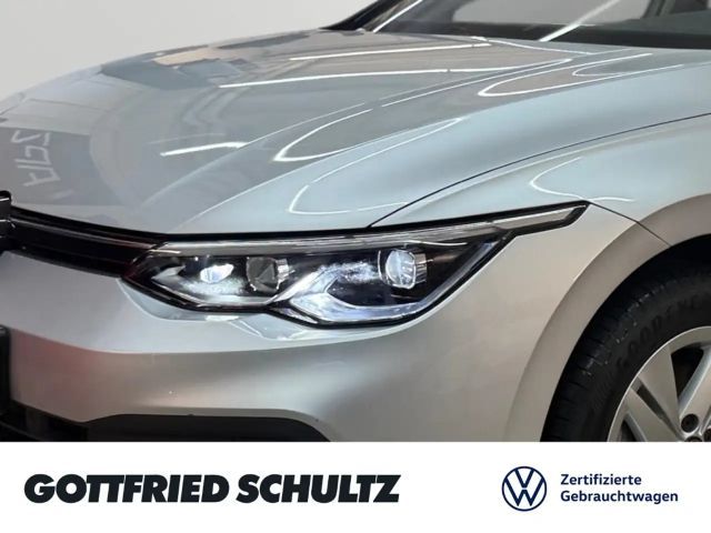 Volkswagen Golf 1.5 eTSI DSG Life