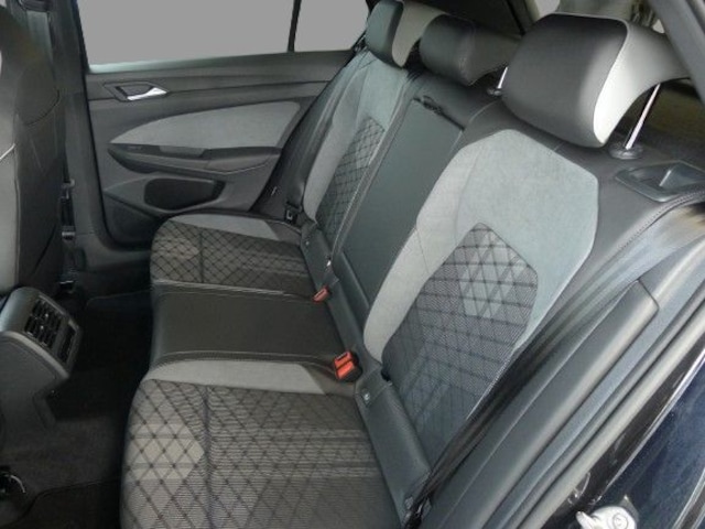 Volkswagen Golf Golf 2,0     R-L  BT140 TSID7F