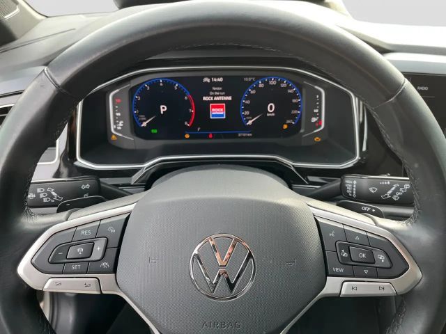 Volkswagen Polo 1.0 TSI DSG R-Line