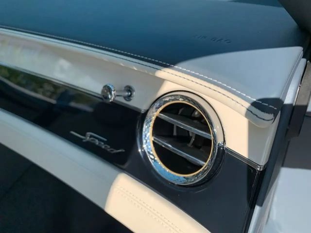 Bentley Continental GTC Hybrid V8