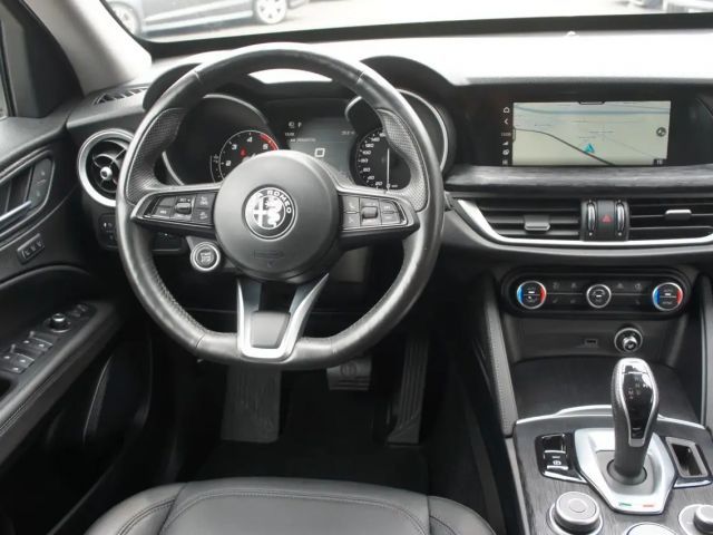 Alfa Romeo Stelvio Q4 Super