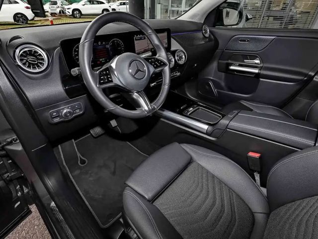 Mercedes-Benz GLA 250 GLA 250 e