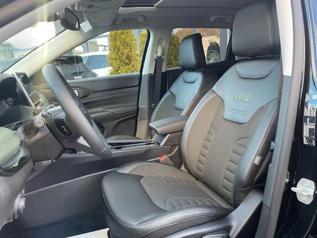 Jeep Compass Hybrid