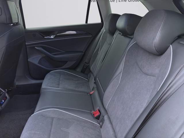 Volkswagen Passat 1.5 eTSI Business DSG