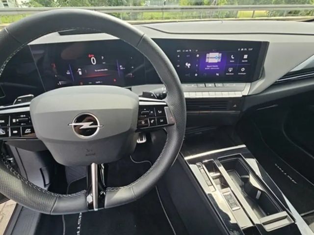 Opel Astra GS-Line Grand Sport