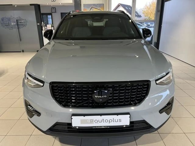 Volvo XC40 Plus