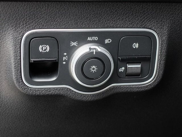 Mercedes-Benz EQB 300 4MATIC