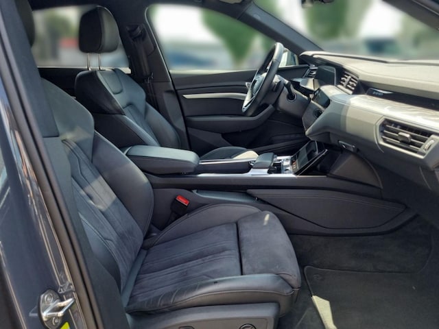 Audi Q8 e-tron 50 Quattro S-Line Sportback