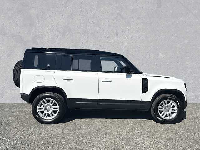 Land Rover Defender 110 S