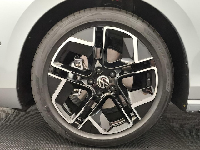 Volkswagen Passat DSG R-Line