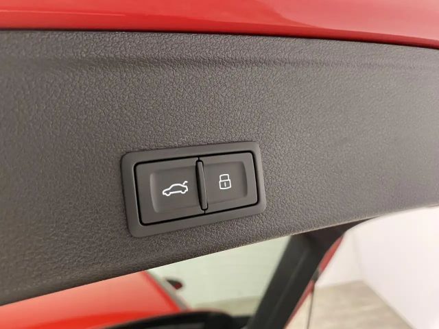 Audi A4 45 TFSI Avant Quattro S-Line