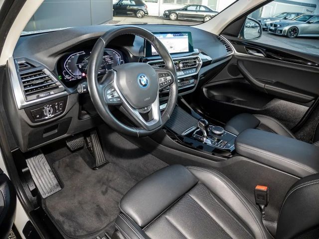 BMW X3 xDrive30e