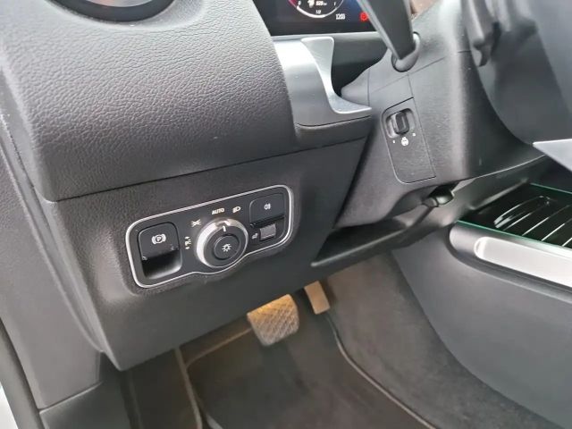 Mercedes-Benz GLB 180 GLB 180 d