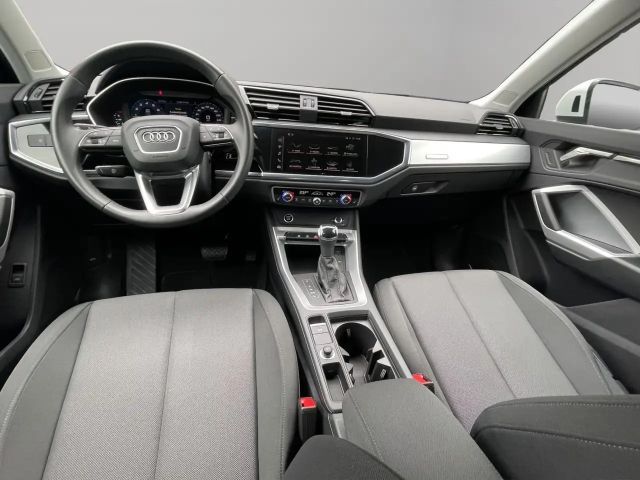 Audi Q3 35 TFSI S-Line