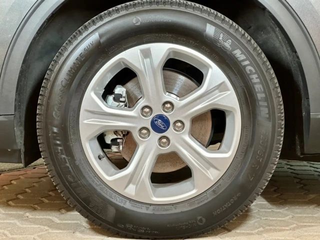 Ford Kuga Cool & Connect