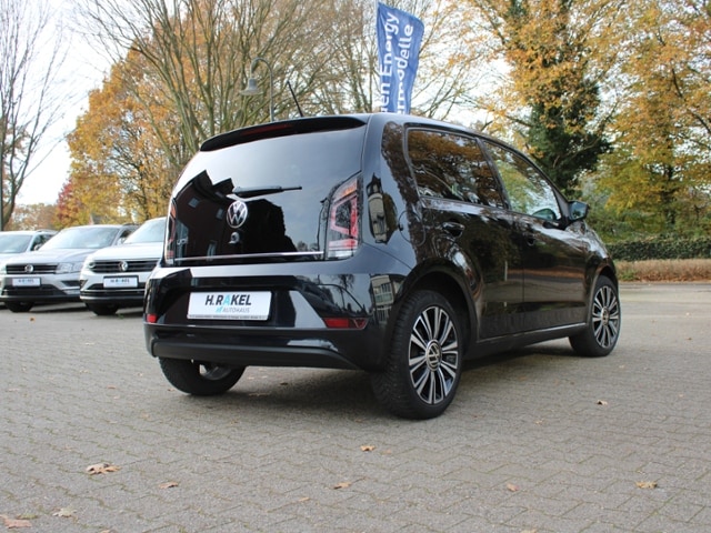 Volkswagen up! Active