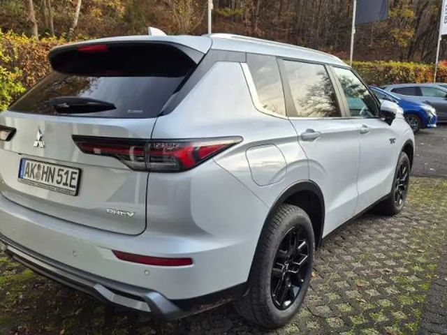 Mitsubishi Outlander PHEV