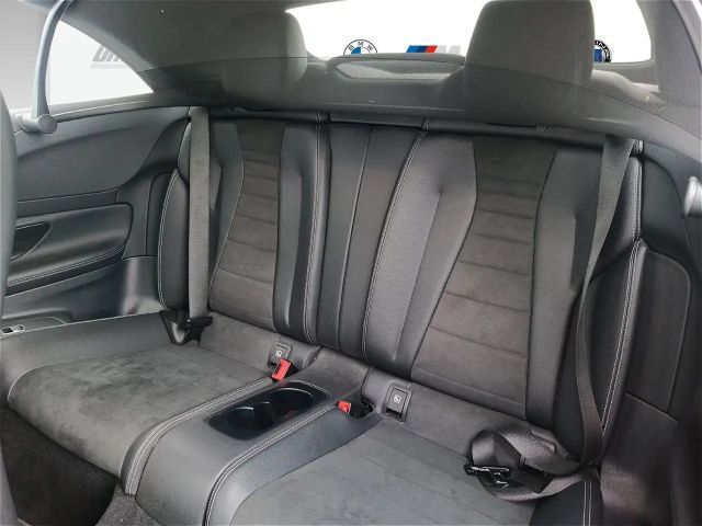 Mercedes-Benz E 200 Cabriolet