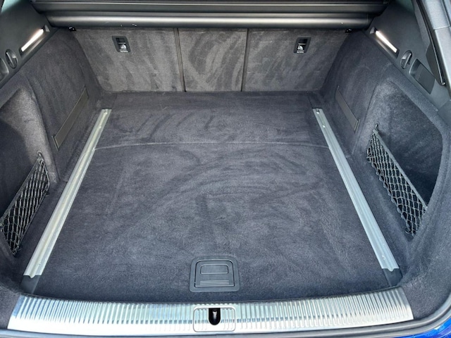 Audi RS4 Avant Quattro