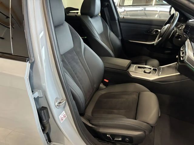 BMW 320 320d M-Sport Touring xDrive