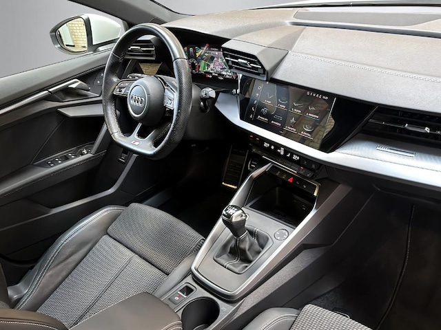 Audi A3 35 TFSI S-Line Sportback