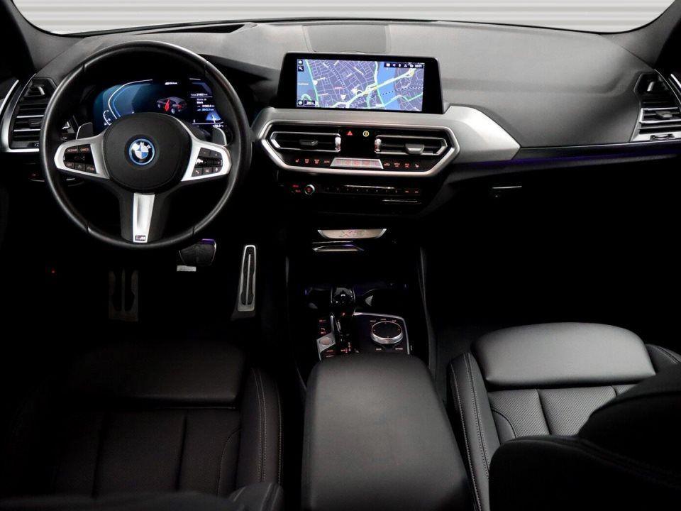 BMW X3 xDrive30e